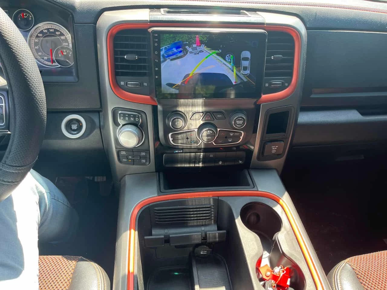 Dodge RAM 1500  4WD Crew Cab 140.5" Sport /CARFAX/АВТОКРЕДИТ , снимка 9 - Автомобили и джипове - 55507662