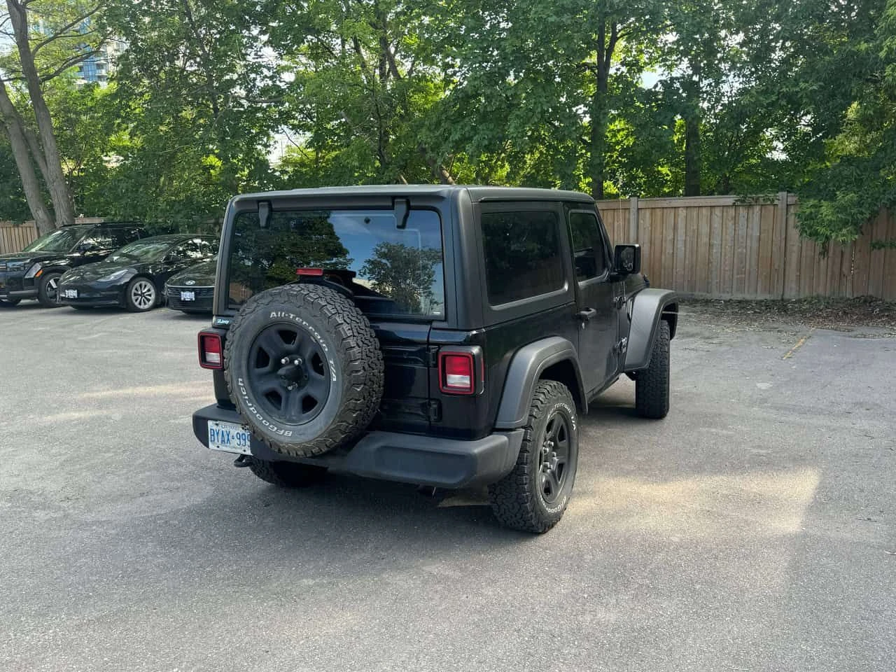 Jeep Wrangler * Sport * CARFAX * ЦЕНА ДО БГ, снимка 3 - Автомобили и джипове - 55693096
