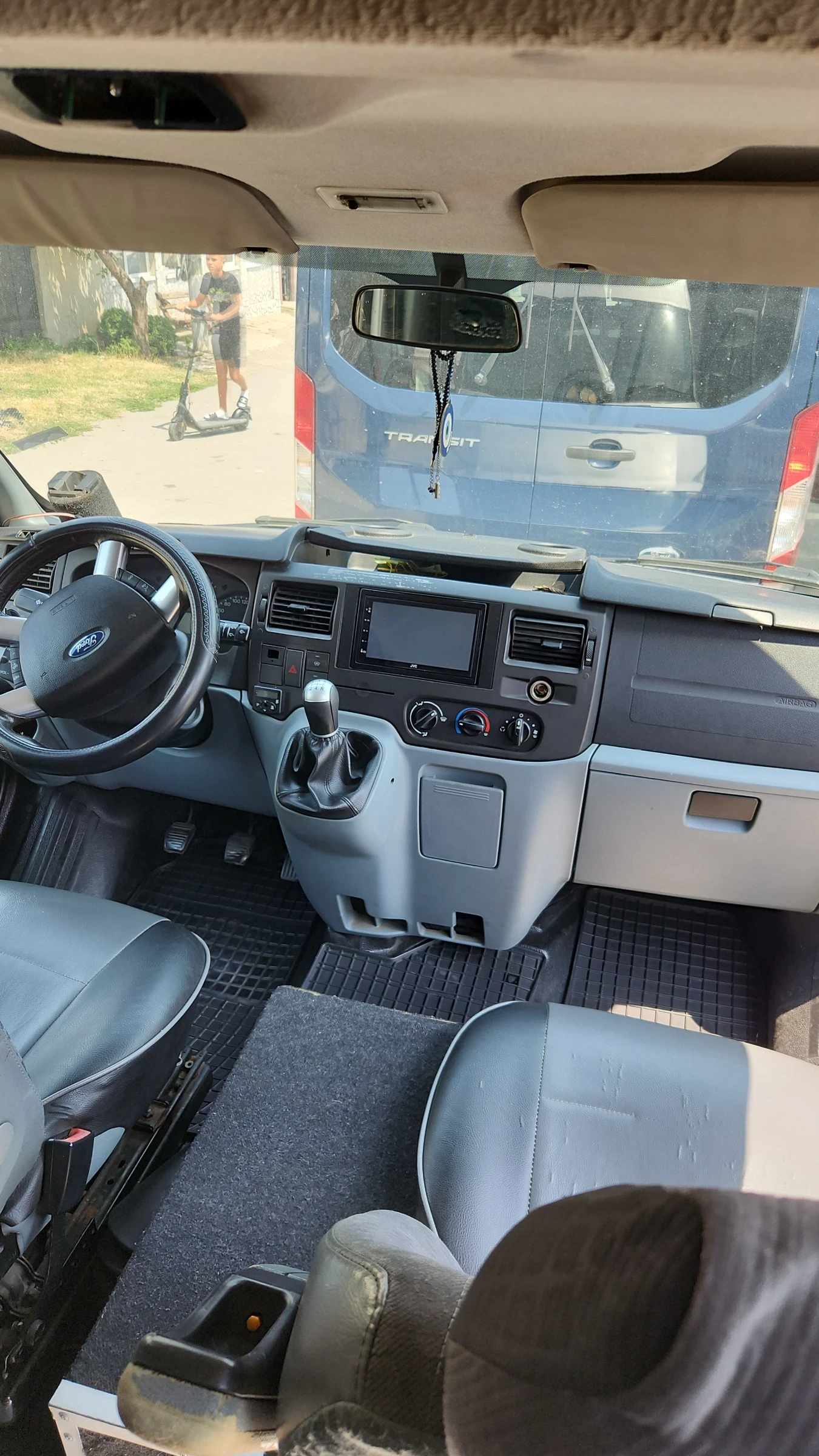 Ford Transit  - изображение 8