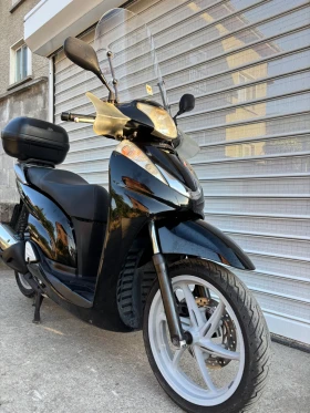 Обява за продажба на Honda Sh 300i ~2 400 лв. - изображение 1