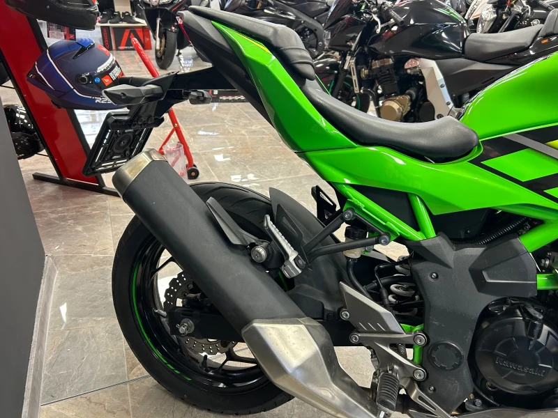 Kawasaki Ninja 125cc. ABS, снимка 4 - Мотоциклети и мототехника - 48306583