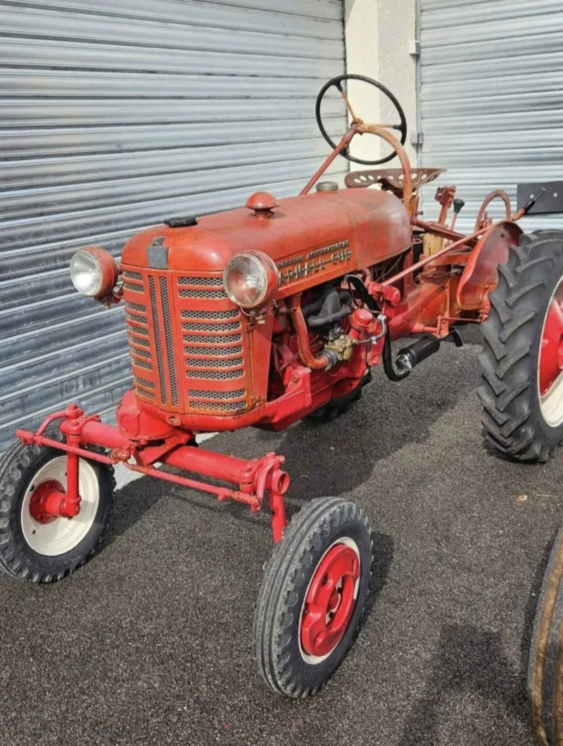 Трактор Друга марка Farmall Cub, снимка 1 - Селскостопанска техника - 47652914