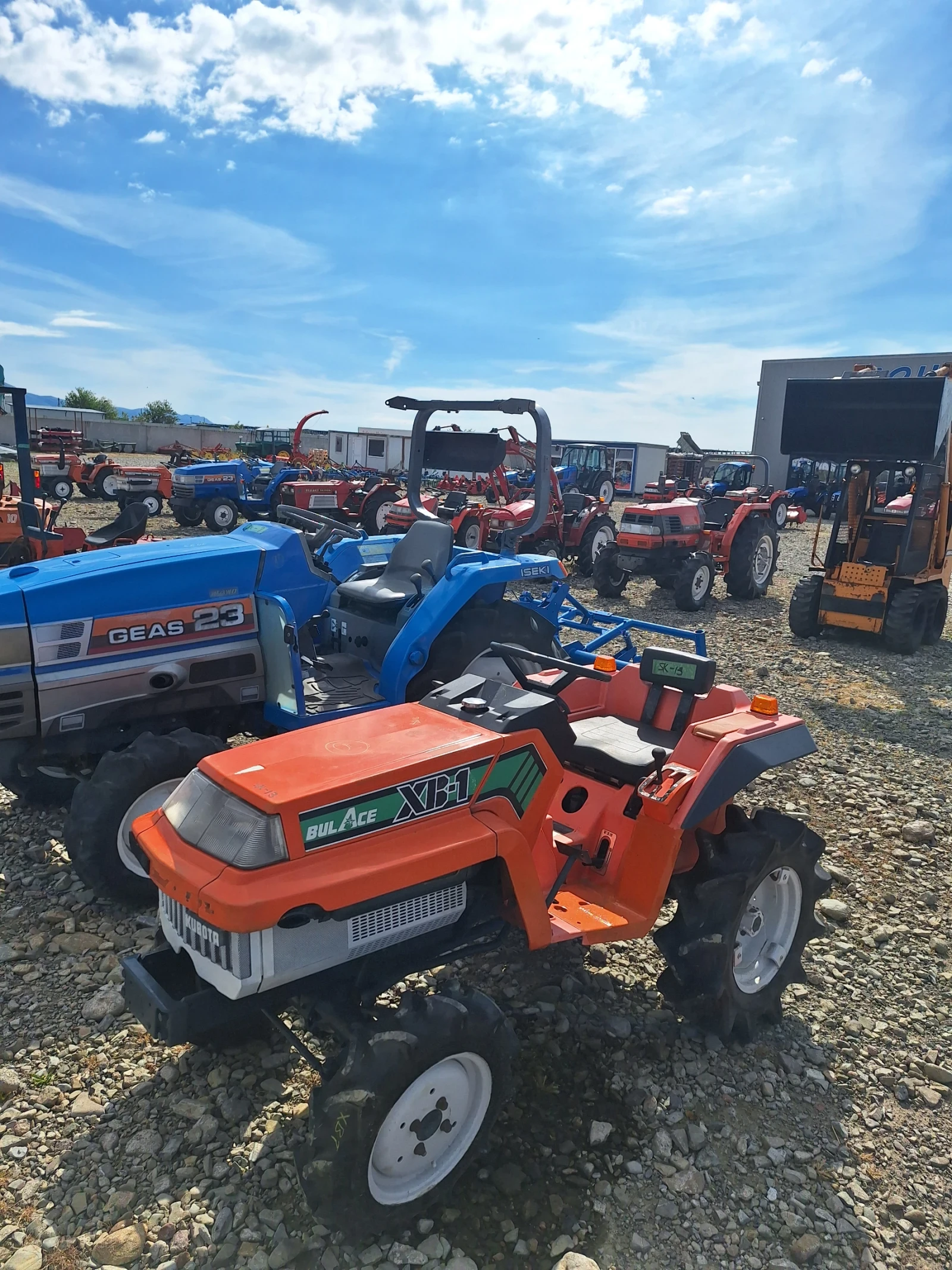 Трактор Kubota