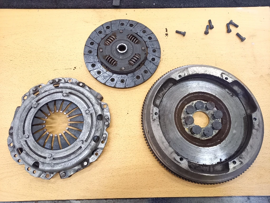       1.7 () | Mobile.bg   1