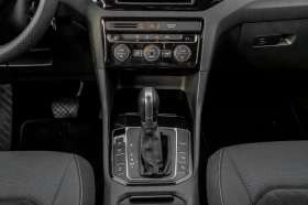 VW Sportsvan, снимка 11