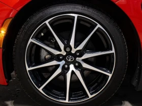 Toyota GR86 2.4 AUTO CAM PREMIUM AUDIO CARPLAY GR TRACK MODE, снимка 5