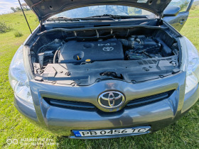 Toyota Corolla verso 2.2 D4D 136к.с., снимка 6 - Автомобили и джипове - 45628333