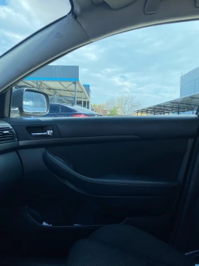 Обява за продажба на Toyota Avensis 1.8 ~6 500 лв. - изображение 10