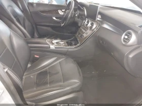 Mercedes-Benz C 300 2.0l Luxury 4Matic, снимка 5 - Автомобили и джипове - 53670210