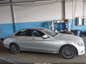 Mercedes-Benz C 300 2.0l Luxury 4Matic, снимка 13 - Автомобили и джипове - 53670210