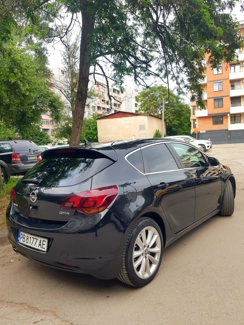 Opel Astra 2.0 165 FULL, снимка 1 - Автомобили и джипове - 46387246