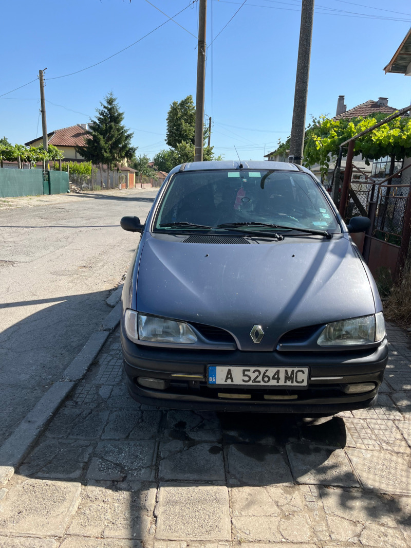 Renault Megane, снимка 1 - Автомобили и джипове - 46405035