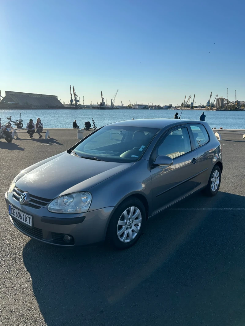 VW Golf, снимка 2 - Автомобили и джипове - 47634410