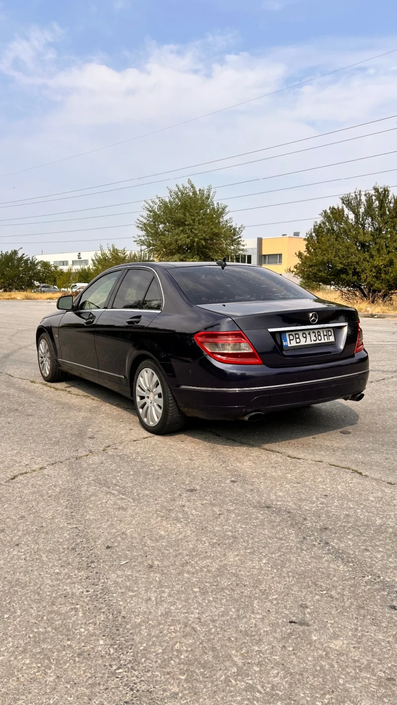 Mercedes-Benz C 320, снимка 4 - Автомобили и джипове - 47720005