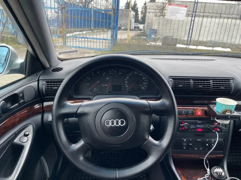 Audi A4 Газ, снимка 13 - Автомобили и джипове - 48784133