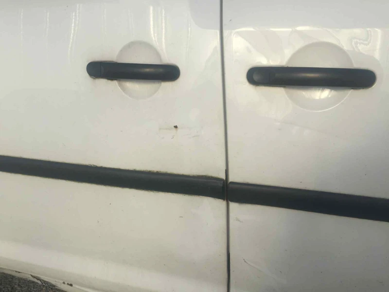 VW Caddy maxy, снимка 6 - Автомобили и джипове - 52901317