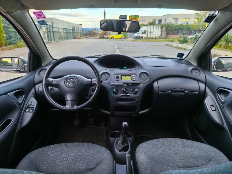 Toyota Yaris 1.4 D4D, снимка 8 - Автомобили и джипове - 52081828
