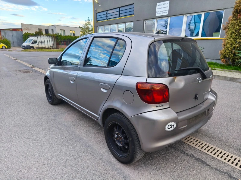 Toyota Yaris 1.4 D4D, снимка 7 - Автомобили и джипове - 52081828