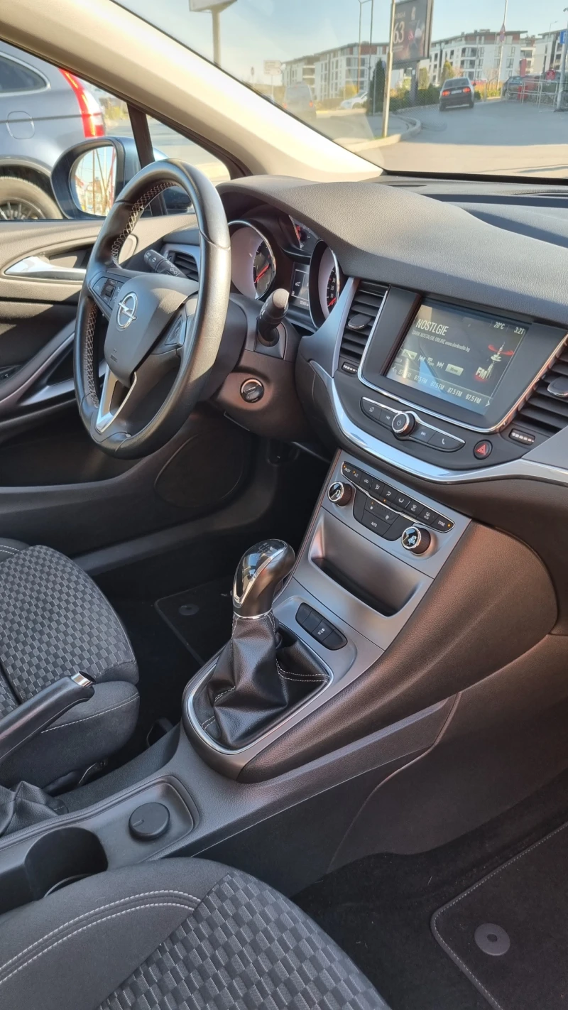 Opel Astra Sports Tourer K, снимка 12 - Автомобили и джипове - 52268502