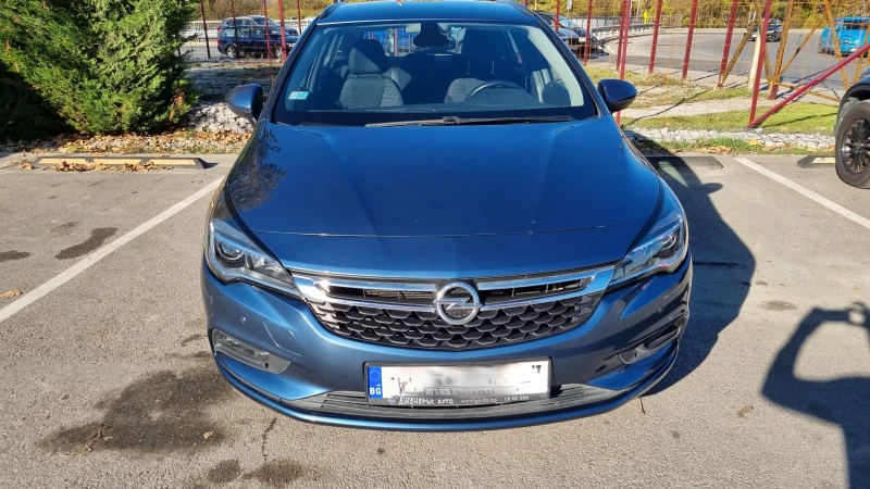 Opel Astra Sports Tourer K, снимка 8 - Автомобили и джипове - 52268502