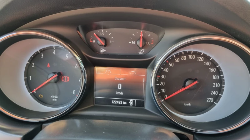 Opel Astra Sports Tourer K, снимка 15 - Автомобили и джипове - 52268502