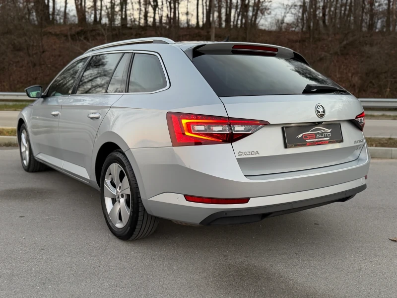 Skoda Superb 2.0TDI* 4X4* 190KC* , снимка 5 - Автомобили и джипове - 52804271