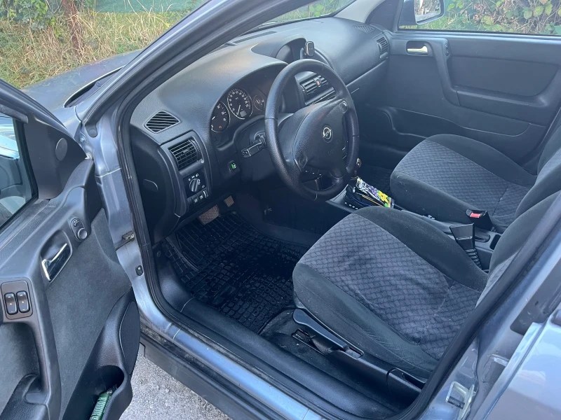 Opel Astra, снимка 8 - Автомобили и джипове - 53052325