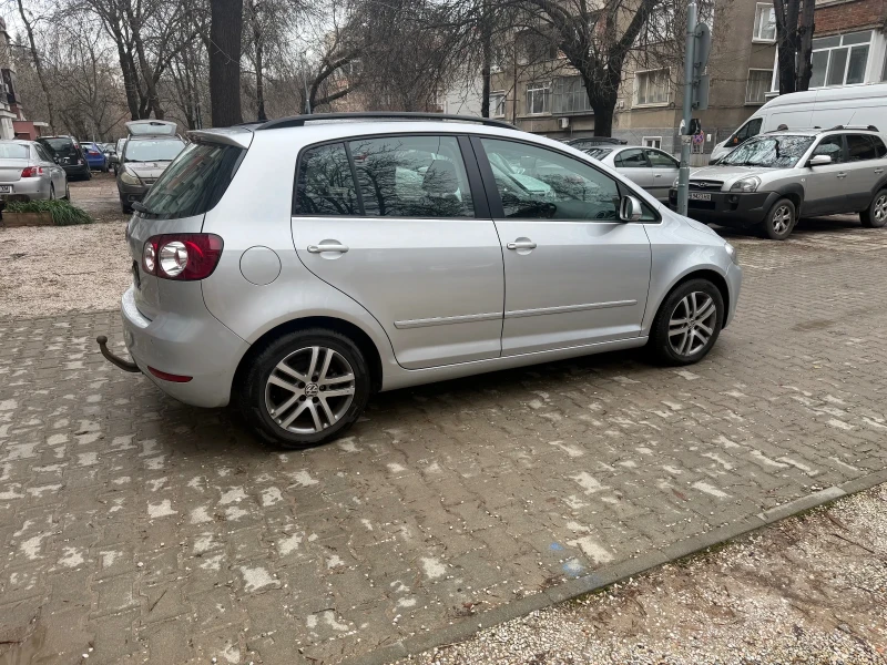 VW Golf Plus 1.6 Bifuel бензин/фабрична газ , снимка 10 - Автомобили и джипове - 53289618
