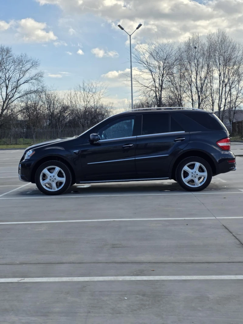Mercedes-Benz ML 550 Grand Edition, снимка 8 - Автомобили и джипове - 53407189