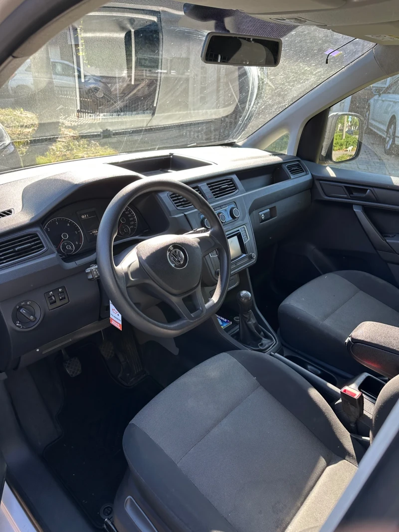 VW Caddy, снимка 4 - Автомобили и джипове - 53482057