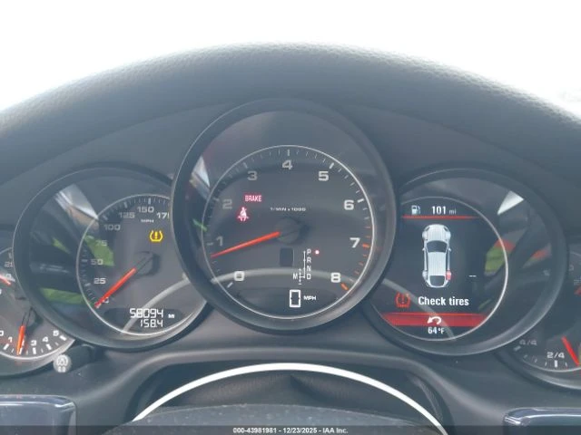 Porsche Panamera 4 - изображение 7