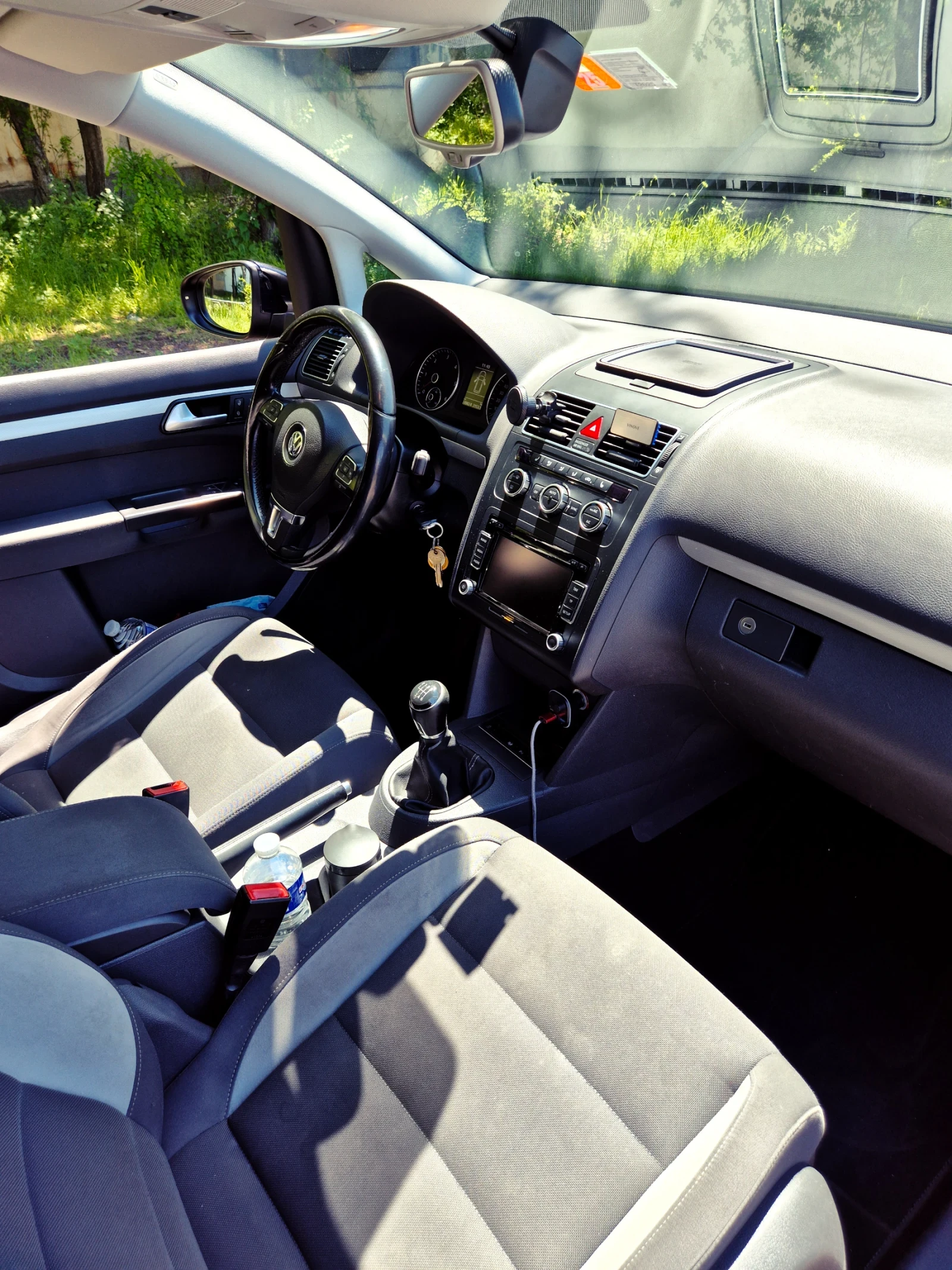 VW Touran 2.0 TDI - изображение 8