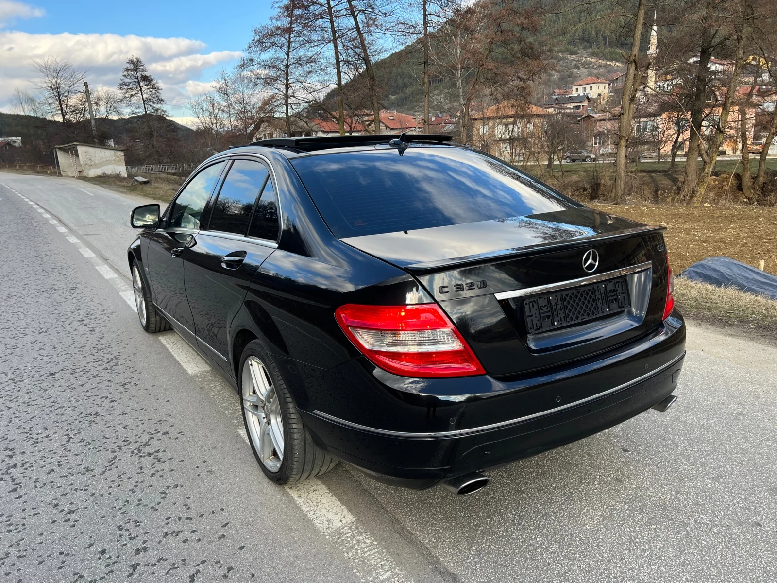 Mercedes-Benz C 320 224* ПАНОРАМА* НАВИ* КОЖА* ПОДГРЕВ* ХОЛАНДИЯ - изображение 4