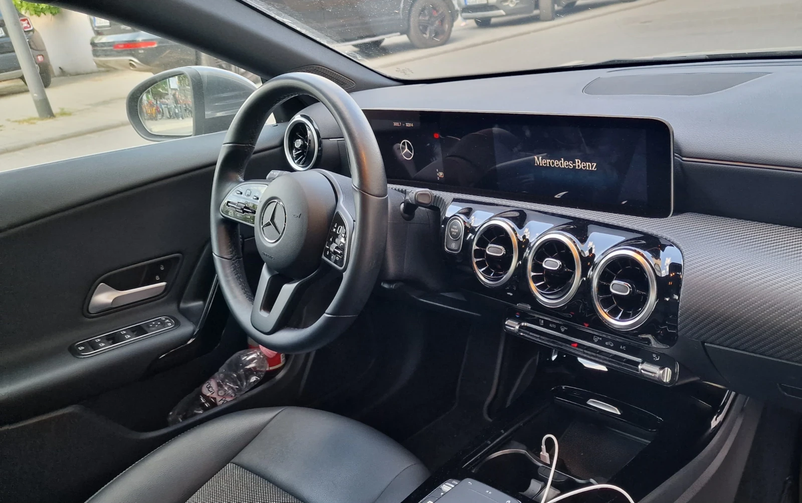 Mercedes-Benz CLA 180  - изображение 3