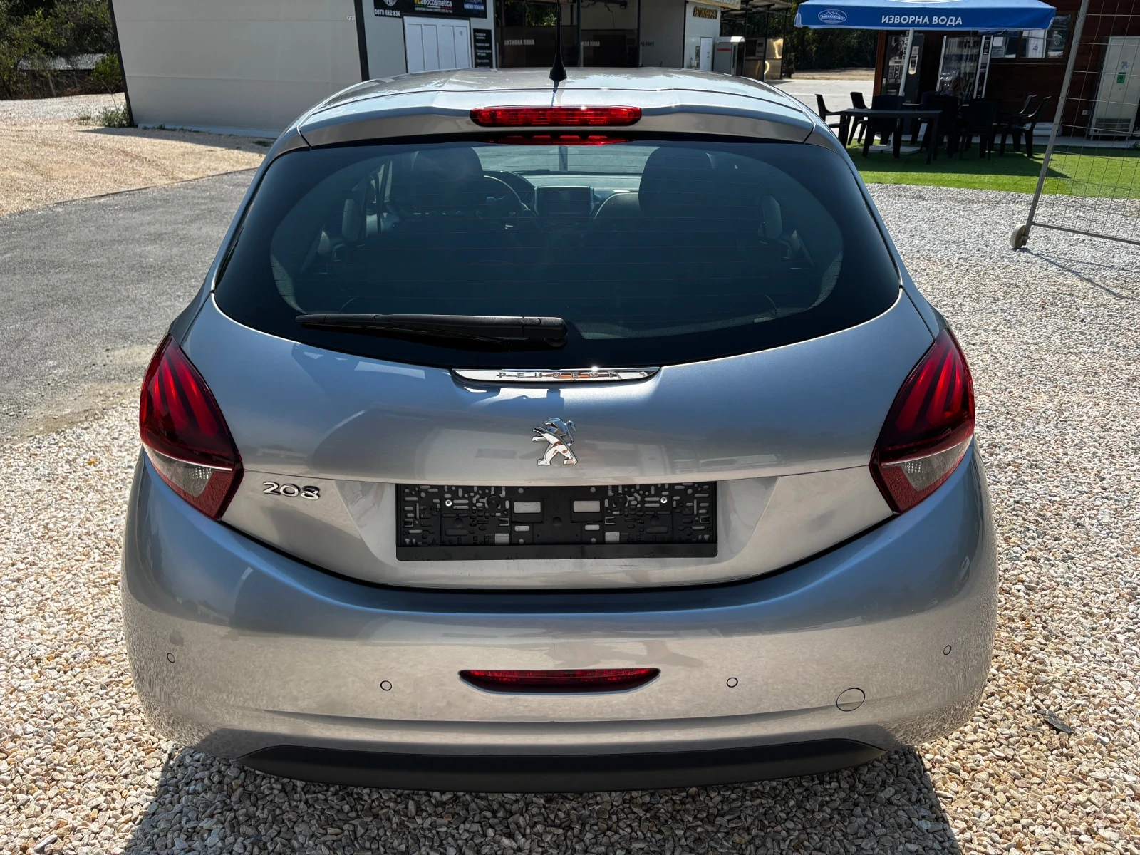 Peugeot 208  - изображение 5