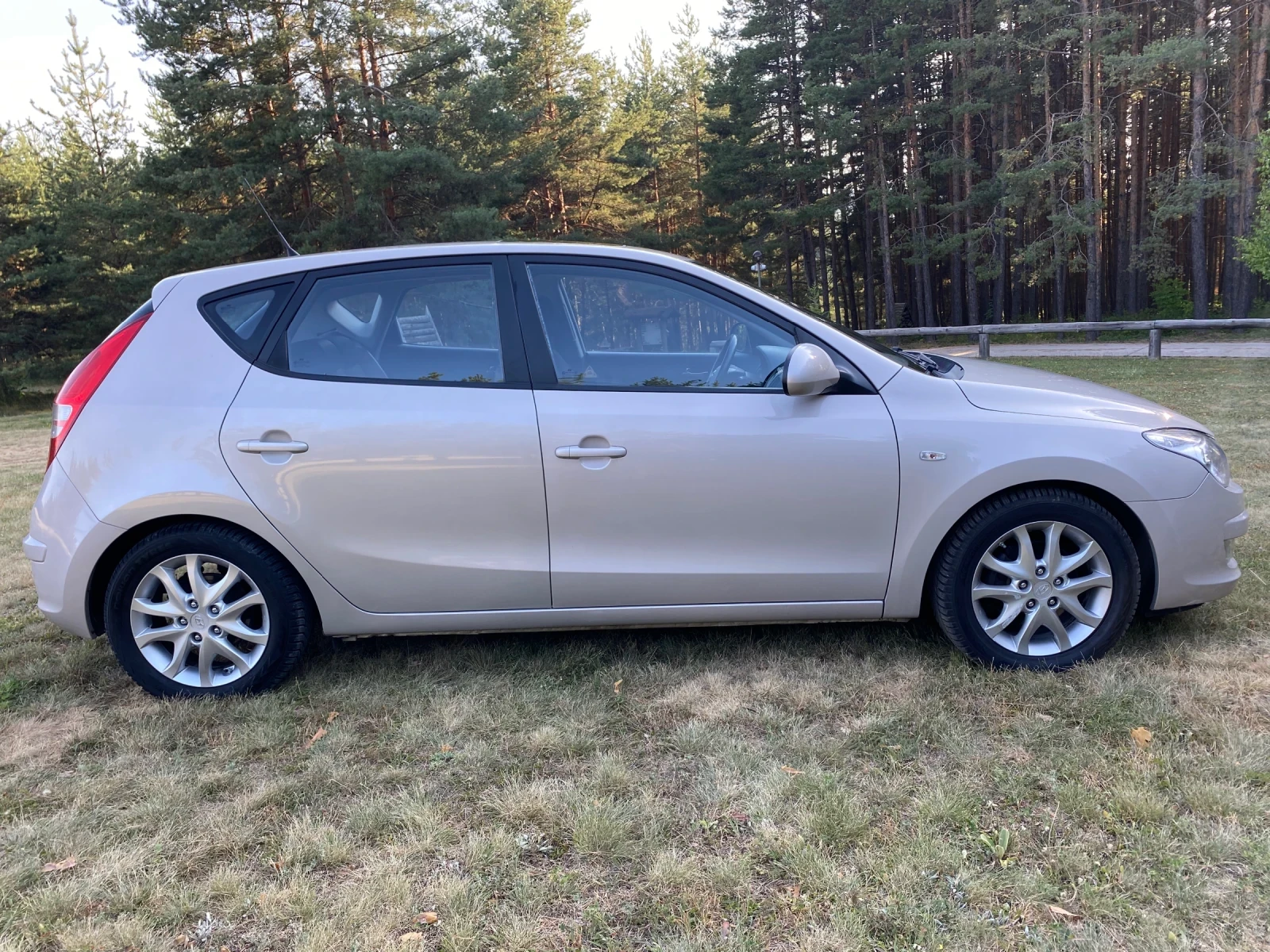 Hyundai I30 НАВИ, КАМЕРА, НОВ ВНОС, ТОП СЪСТОЯНИЕ, НОВИ ГУМИ - изображение 7