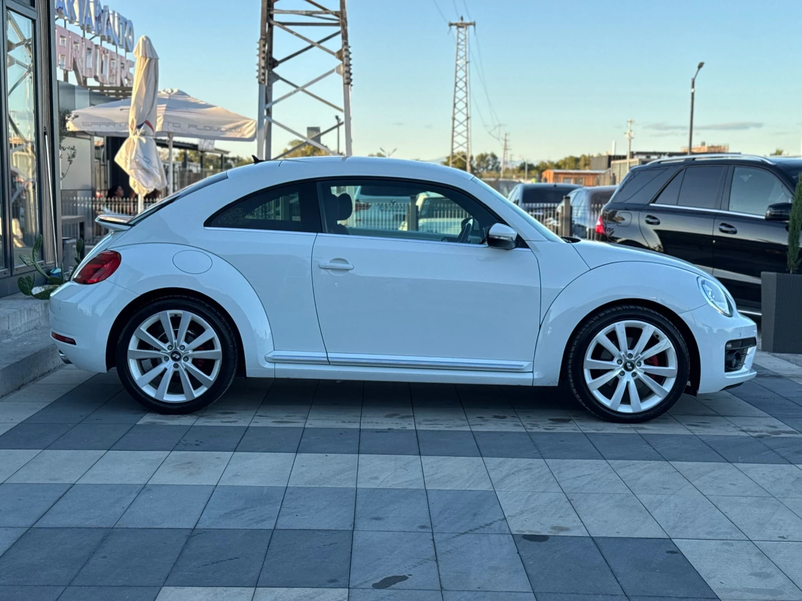 VW Beetle 2.0i* TURBO* R-LINE 2014 - изображение 6