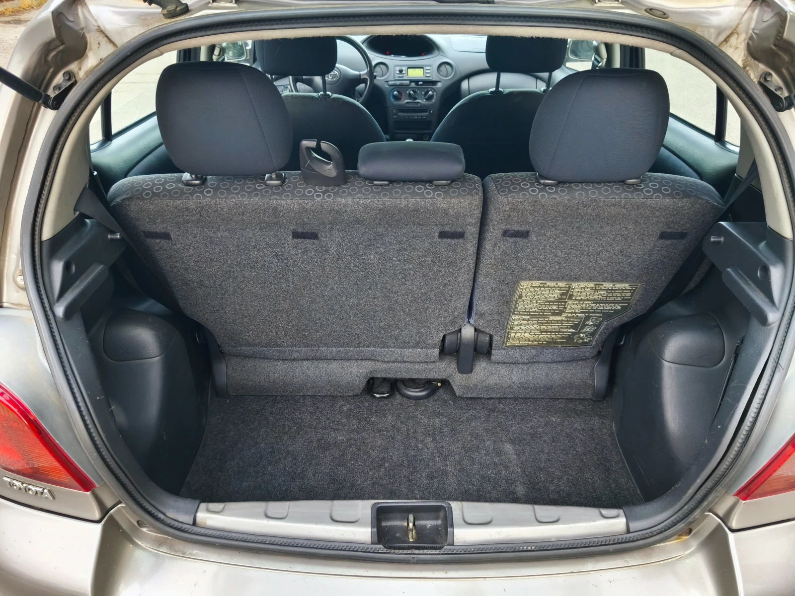 Toyota Yaris 1.4 D4D | Mobile.bg � ����������� 12