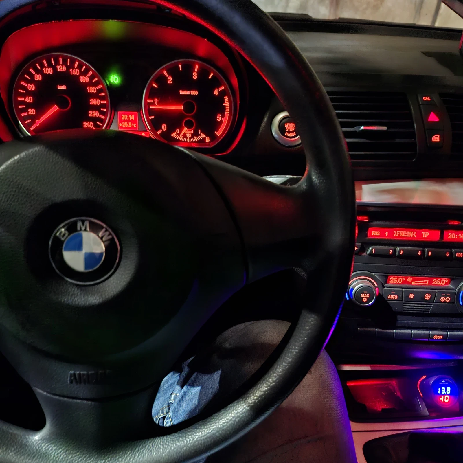 BMW 118 118d - изображение 5