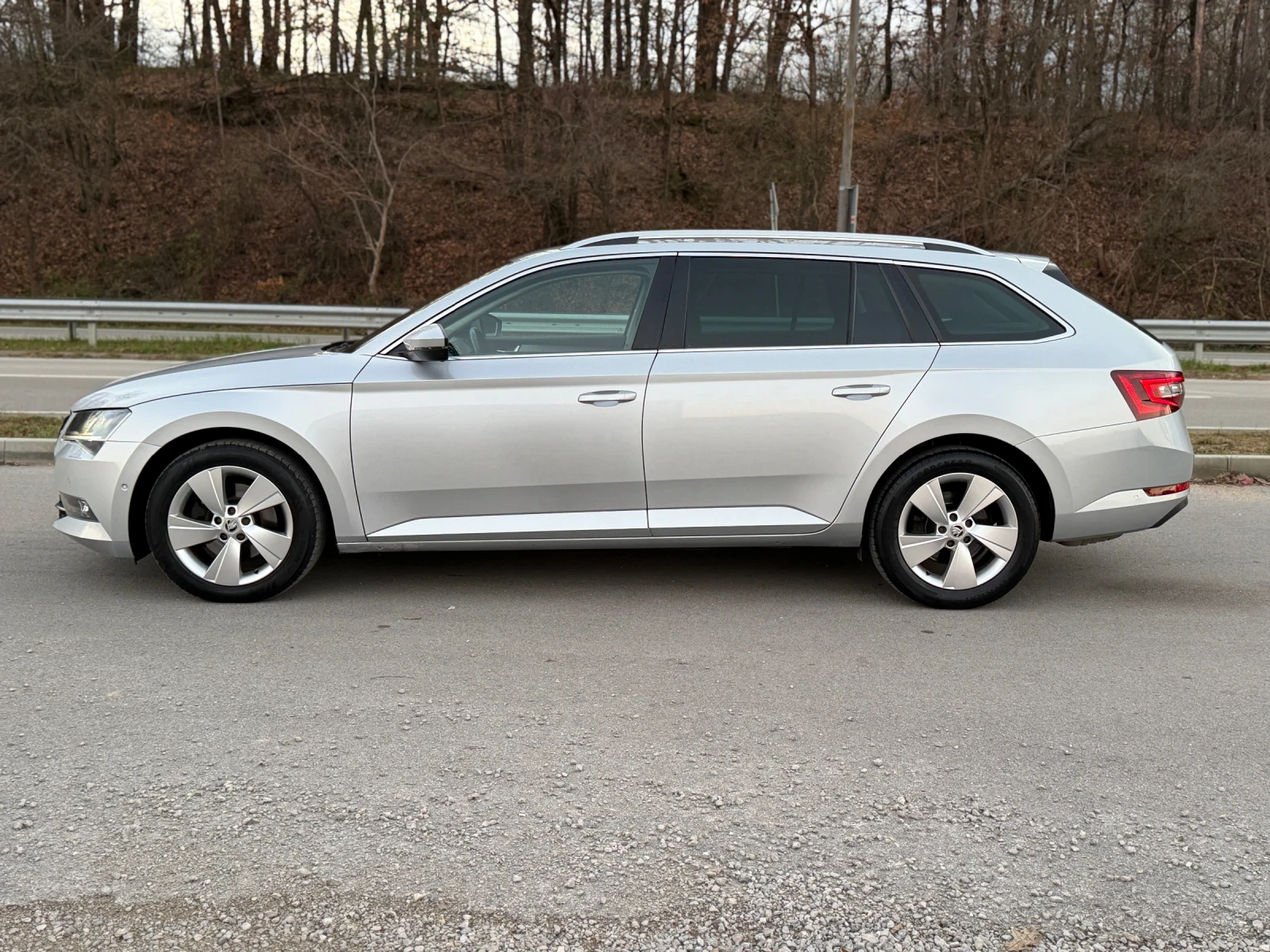 Skoda Superb 2.0TDI* 4X4* 190KC*  | Mobile.bg � ����������� 4