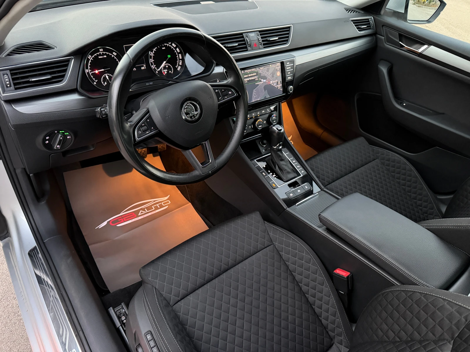 Skoda Superb 2.0TDI* 4X4* 190KC*  | Mobile.bg � ����������� 9