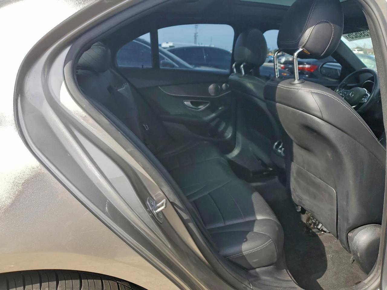 Mercedes-Benz C 300 2l 4Matic - изображение 10