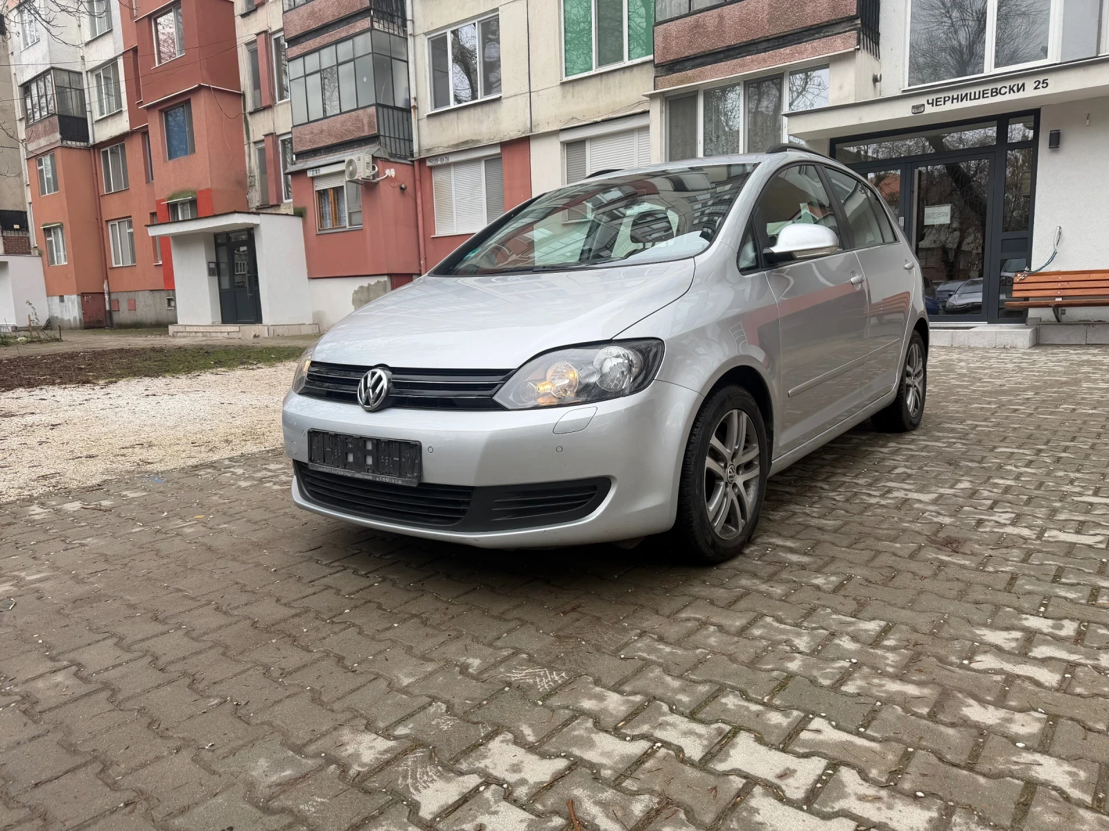 VW Golf Plus 1.6 Bifuel бензин/фабрична газ  - изображение 2