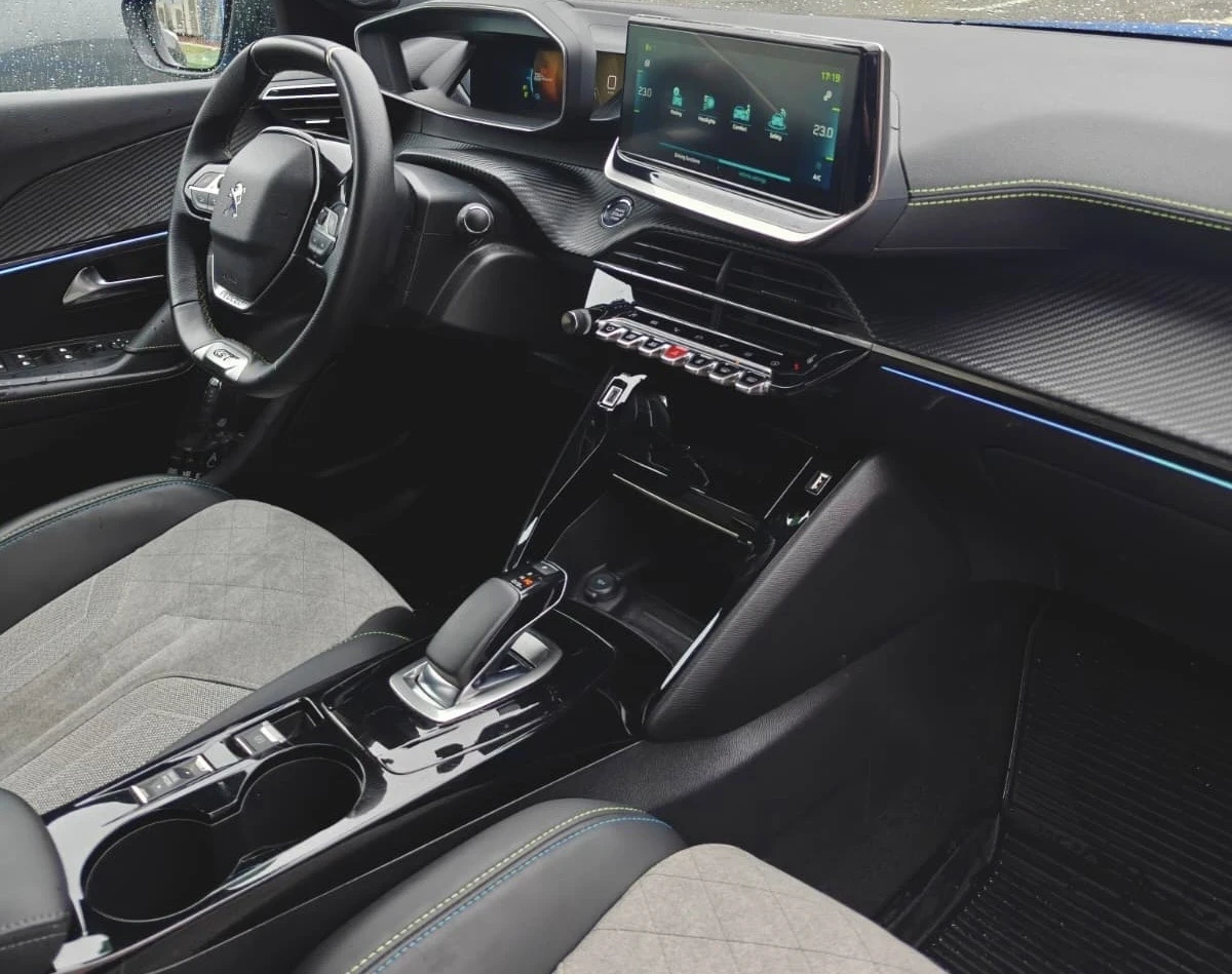 Peugeot 2008 GT Line 19000км 2022г - изображение 7
