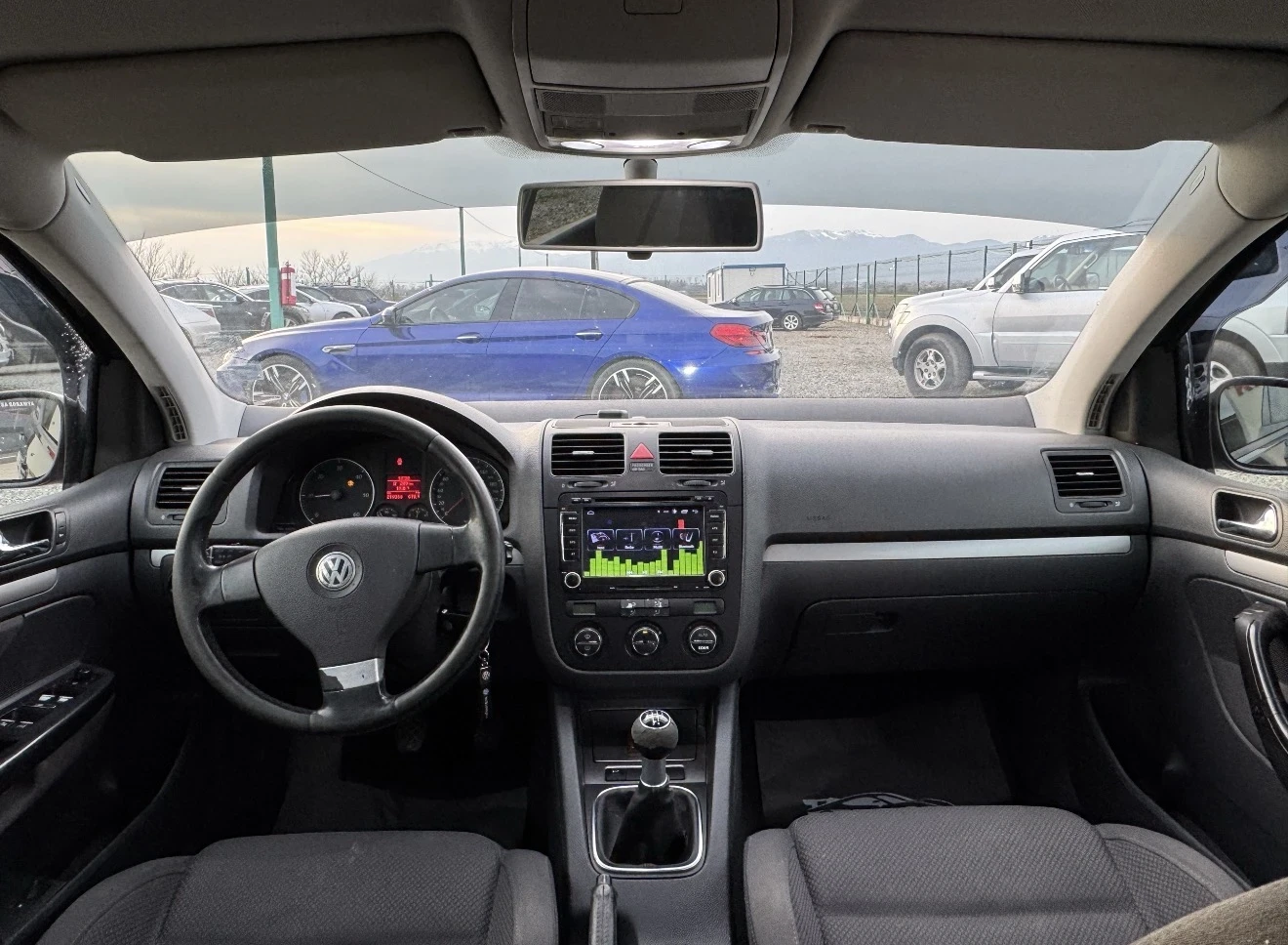 VW Golf * 1.9 TDI* , снимка 13 - Автомобили и джипове - 53771671