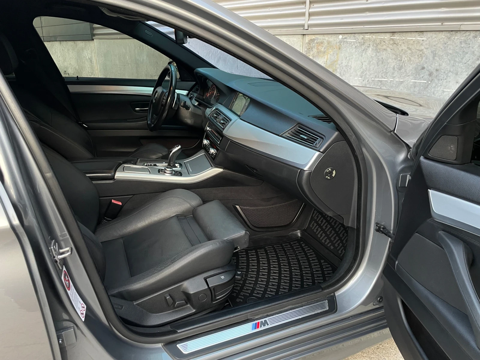 BMW 535 Full M-pack- 8ZF, снимка 15 - Автомобили и джипове - 54029187