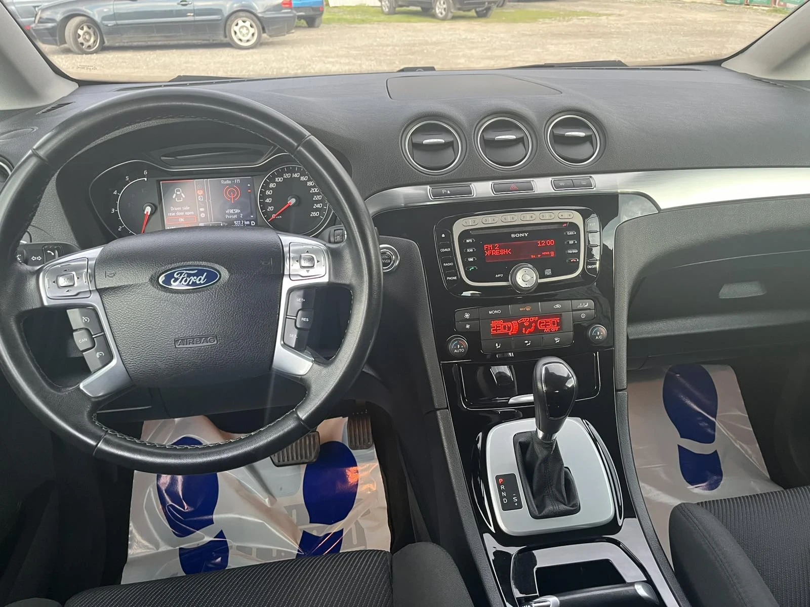 Ford Galaxy 2.0 tdci Titanium, снимка 13 - Автомобили и джипове - 54156205