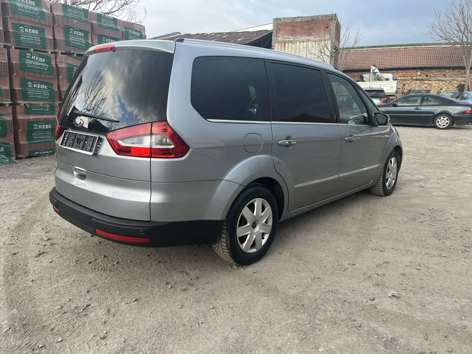 Ford Galaxy 2.0 tdci Titanium, снимка 5 - Автомобили и джипове - 54156205