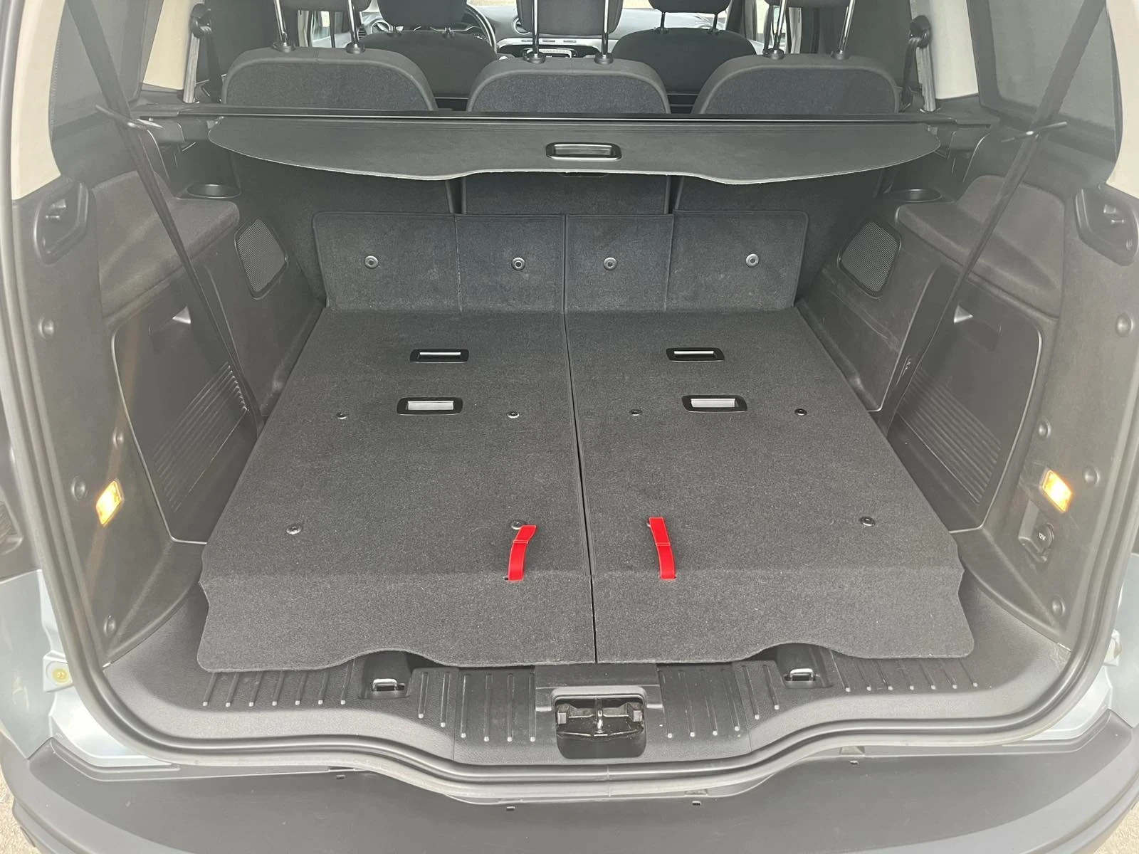 Ford Galaxy 2.0 tdci Titanium, снимка 17 - Автомобили и джипове - 54156205