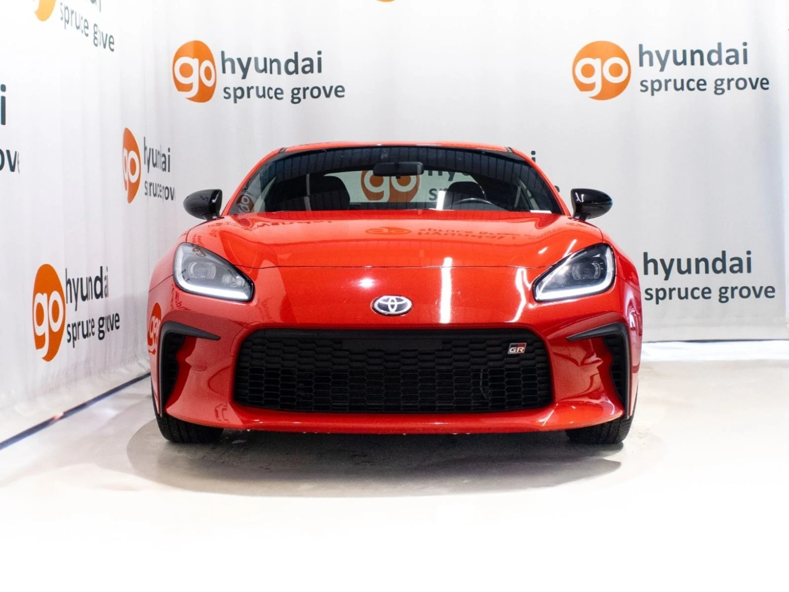 Toyota GR86 2.4 AUTO CAM PREMIUM AUDIO CARPLAY GR TRACK MODE, снимка 2 - Автомобили и джипове - 54216388